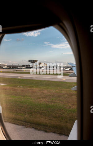 George Bush Intercontinental Airport, Houston, Texas verlassen. Stockfoto