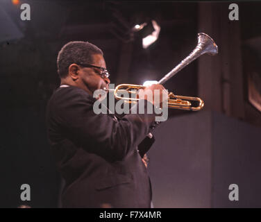 DIZZY GILLESPIE (1917-1993) US Jazzmusiker im Jahr 1963. Foto Tony Gale Stockfoto