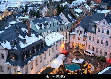 Europa, Deutschland, Sachsen, Erzgebirge, Schneeberg, Lichtelfest, Weihnachtsmarkt Stockfoto