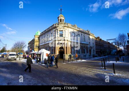 HSBC Bank an der Ecke Englisch und Bank Street. Carlisle, Cumbria, England, Vereinigtes Königreich. Stockfoto