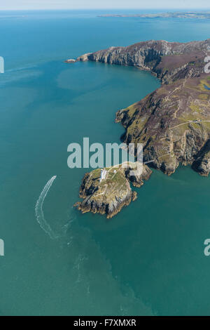 Luftaufnahmen der South Stack Leuchtturm auf Anglesey, Wales Stockfoto