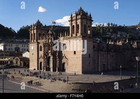 Cuzco Kathedrale, mit dem Bau im 16. Jahrhundert auf der Grundlage von Viracocha Inca Palast. Stockfoto