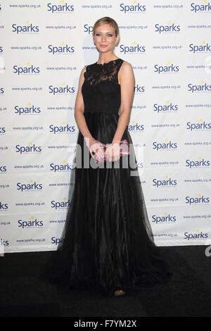 London, UK. 3. Dezember 2015. TV "Countdown" Moderatorin RACHEL RILEY am Funken Winterball im Old Billingsgate, London am 3. Dezember 2015 Foto von Keith Mayhew Credit: KEITH MAYHEW/Alamy Live-Nachrichten Stockfoto