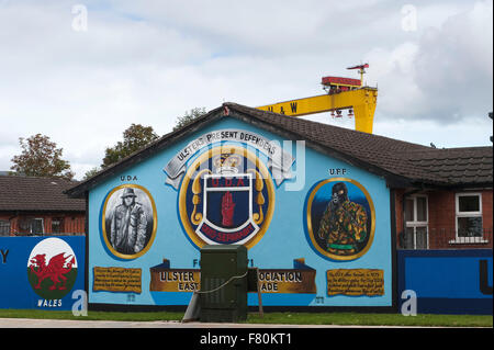 UDA UVF Wandbild Newtownards Road East Belfast Nordirland Harland und wolff Stockfoto