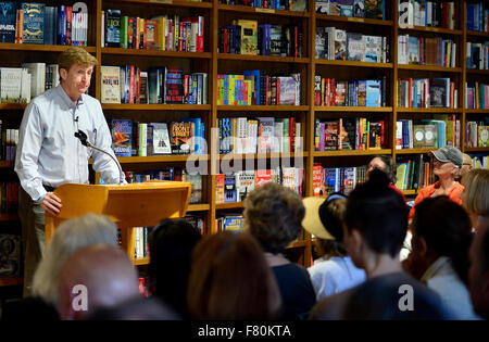 Patrick J. Kennedy diskutiert und unterzeichnen Exemplare seines Buches "A gemeinsamen Kampf: A persönliche Reise durch die Vergangenheit und Zukunft der Geisteskrankheit und sucht ' an Bücher und Bücher mit: Patrick Kennedy wo: Coral Gables, Florida, USA bei: 0 Stockfoto