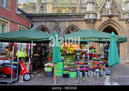 Blumenstand in Kensington, London, Großbritannien Stockfoto