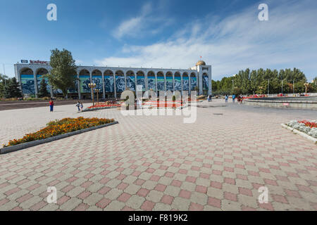 Bischkek, Kirgistan - 27. September 2015: Ala-Too-Platz. Bischkek ehemals Frunse, ist die Hauptstadt und die größte Stadt von der Ky Stockfoto