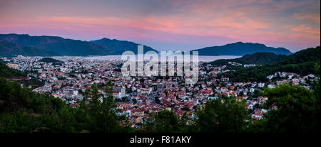 Panoramablick über die Stadt Marmaris, Provinz Mugla, Türkei Stockfoto