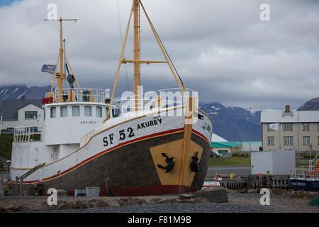 Der Hafen Dorf von Hofn, Ort des jährlichen Festivals Scampi in Island. Stockfoto