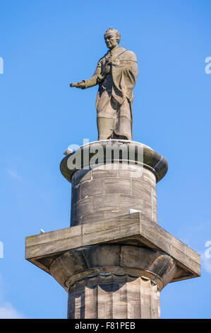 Statue von William Wilberforce außerhalb Hull College Wilberforce fahren Hull Kingston upon Hull Yorkshire England UK GB EU Europa Stockfoto