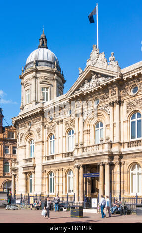 Hull Maritime Museum in den Rumpf Yorkshire England UK GB EU Europa Queen Victoria Square Kingston aufbauend Dock-Büros Stockfoto