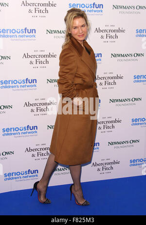 Die SeriousFun Gala 2015 statt im Roundhouse - Ankünfte Featuring: Renee Zellweger Where: London, Vereinigtes Königreich bei: 3. November 2015 Stockfoto