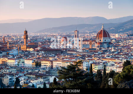 Blick auf Florenz bei Sonnenuntergang, Toskana, Italien Stockfoto