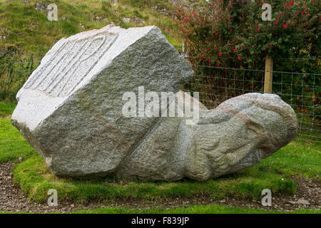 "Christus gefallen", eine Skulptur von Ronald Rae, MacLeod Zentrum, Isle of Iona, Inneren Hebriden, Schottland, UK Stockfoto