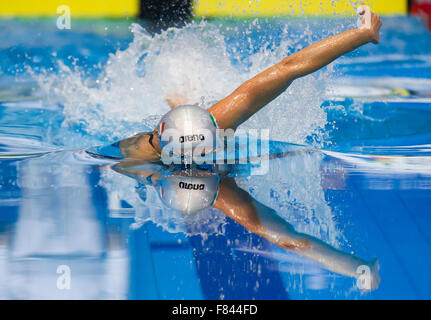 Netanya, Israel. 5. Dezember 2015. PELLEGRINI Federica ITA Goldmedaille Frauen 200m Freistil Finale Netanya, Israel, Wingate Institut LEN kurze Kurs schwimmen Europameisterschaften vom 2. bis 6. Dezember 2015 Netanya 12.05.2015 Nuoto Campionati Europei di Nuoto in Vasca Corta Bildnachweis Giorgio Perottino/Deepbluemedia/Insidefoto: Insidefoto/Alamy Live News Stockfoto