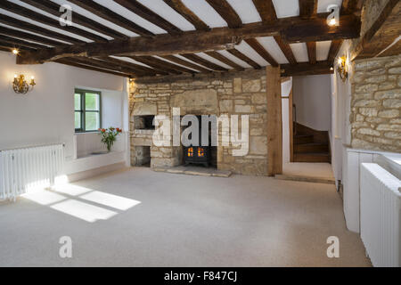 Unmöblierte Entwickler Zeitraum Haus Rezeption Zimmer. Stockfoto