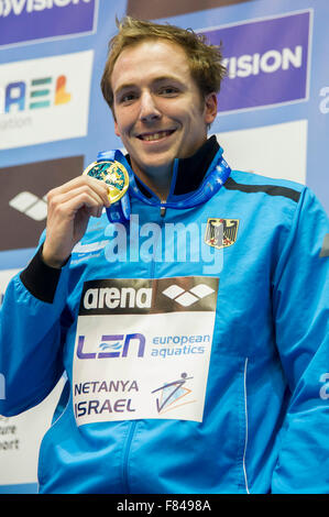 Netanya, Israel. 5. Dezember 2015. KOCH Marco GER Goldmedaille 100m Brust Männer Finale Netanya, Israel, Wingate Institut LEN kurzen Kurs schwimmen Europameisterschaften vom 2. bis 6. Dezember 2015 Netanya 12.05.2015 Nuoto Campionati Europei di Nuoto in Vasca Corta Bildnachweis Giorgio Scala/Deepbluemedia/Insidefoto: Insidefoto/Alamy Live News Stockfoto