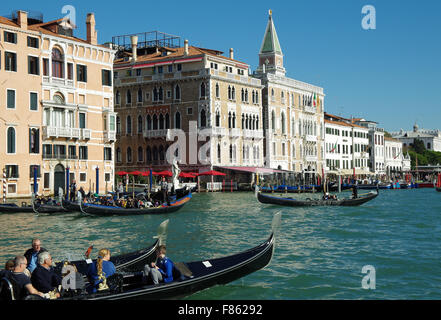 Venedig, Italien, Hotels auf dem Markusplatz waterfront Stockfoto