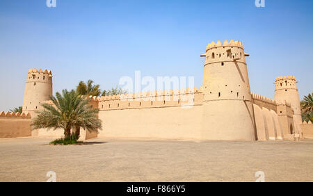 Berühmte Jahili Fort in Al Ain Oase, Vereinigte Arabische Emirate Stockfoto