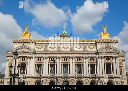 Gebäude der nationalen Akademie der Musik und Grand Opéra in Paris Stockfoto