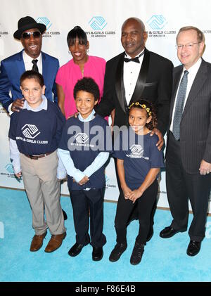 Jungen & Girls Clubs of America zu Ehren Boxen Weltmeister Evander Holyfield am jährlichen großen Futures-Gala im Beverly Hilton Hotel Featuring: Evander Holyfield wo: Los Angeles, California, Vereinigte Staaten von Amerika bei: 4. November 2015 Stockfoto