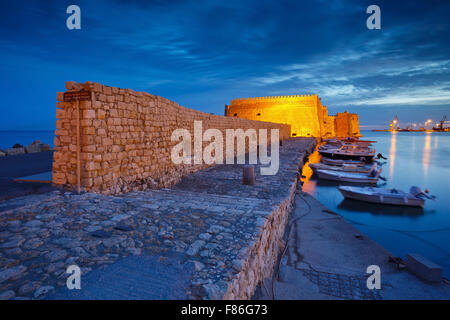 Venezianische Festung im alten Hafen von Heraklion auf Kreta, Griechenland Stockfoto