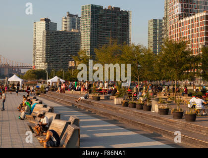 Hunters Point South Ferry Terminal, Long Island, New York, USA Stockfoto