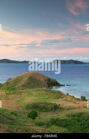 Mana Island bei Sonnenaufgang, Mamanuca Inseln, Fidschi Stockfoto