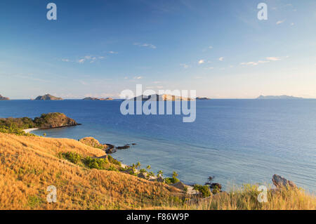 Tadrai Resort und Mamanuca-i-Kuchen-Gruppe, Mana Island Mamanuca Inseln, Fidschi Stockfoto