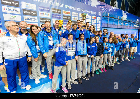 Netanya, Israel. 6. Dezember 2015. Italien ITA beste Team der Meisterschaft Netanya, Israel, Wingate Institut LEN kurzen Kurs schwimmen Europameisterschaften vom 2. bis 6. Dezember 2015 Netanya 12.06.2015 Nuoto Campionati Europei di Nuoto in Vasca Corta Credit: Insidefoto/Alamy Live News Stockfoto