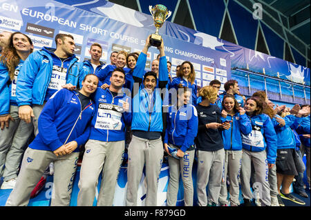 Netanya, Israel. 6. Dezember 2015. Italien ITA beste Team der Meisterschaft Netanya, Israel, Wingate Institut LEN kurzen Kurs schwimmen Europameisterschaften vom 2. bis 6. Dezember 2015 Netanya 12.06.2015 Nuoto Campionati Europei di Nuoto in Vasca Corta Credit: Insidefoto/Alamy Live News Stockfoto