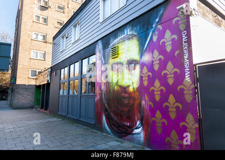 Wandbild in Mornington Crescent Dale Grimshaw Stockfoto