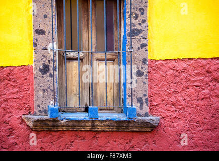 Grundfarben in San Miguel de Allende, Mexiko. Stockfoto