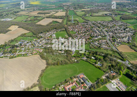 Eine Luftaufnahme des Essex Dorf von Kelvedon Hatch und Umland Stockfoto