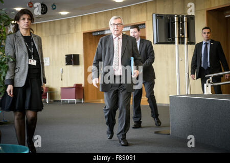 Brüssel, Bxl, Belgien. 7. Dezember 2015. Jean-Claude Juncker, der Präsident der Europäischen Kommission vor der Sitzung am Sitz der Europäischen Kommission in Brüssel, Belgien am 07.12.2015 von Wiktor Dabkowski Credit: Wiktor Dabkowski/ZUMA Draht/Alamy Live News Stockfoto