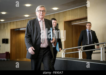 Brüssel, Bxl, Belgien. 7. Dezember 2015. Jean-Claude Juncker, der Präsident der Europäischen Kommission vor der Sitzung am Sitz der Europäischen Kommission in Brüssel, Belgien am 07.12.2015 von Wiktor Dabkowski Credit: Wiktor Dabkowski/ZUMA Draht/Alamy Live News Stockfoto