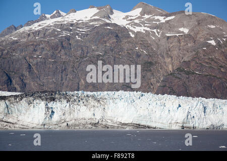 Gletscher und Berge im Glacier-Nationalpark in alaska Stockfoto