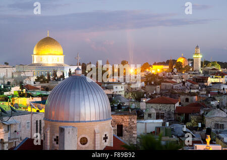 Jerusalemer Altstadt in der Abenddämmerung, Israel Stockfoto