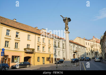 Engel der Uzupis Denkmal in der selbsternannten unabhängigen Republik Uzupis böhmischen Bezirk in Vilnius, Litauen Stockfoto