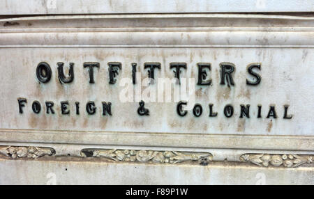 Ausstatter, auswärtige & Colonial Schild am Jenners Store, Edinburgh, Schottland Stockfoto