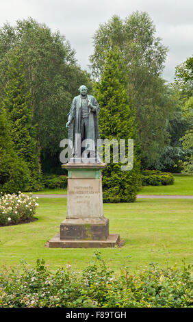 Herrn Aberdare Statue im Cathays Park, South Wales Cardiff, UK Stockfoto