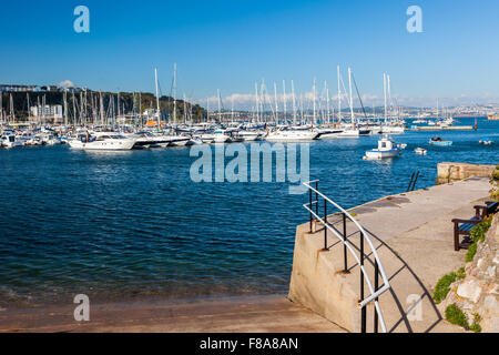 Sonniger Tag am Brixham Marina Torbay Devon England UK Europe Stockfoto