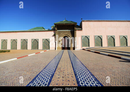 Der Eingang zum Mausoleum Moulay Ismail in Meknes. Stockfoto