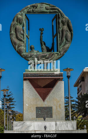 Metall-Skulptur in Marbella Spanien an der Avenida del Mar Stockfoto