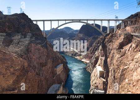 Hoover Dam Mike O' Callaghan-Pat Tillman Memorial Bridge und Colorado River - Clark County, NV Stockfoto