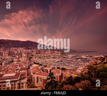 Monte-Carlo Stadt und Poty in Monaco, Blick auf den Sonnenuntergang-Ultra-Weitwinkel-Foto Stockfoto