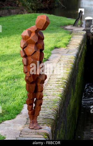 Antony Gormley Skulptur von Stratford-upon-Kanal, Lowsonford, Warwickshire, England, UK Stockfoto