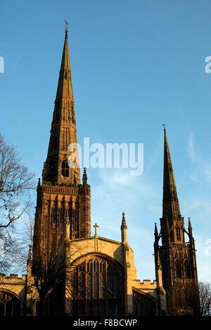 Holy Trinity Church und alte Kathedrale, Coventry, West Midlands, England, UK Stockfoto