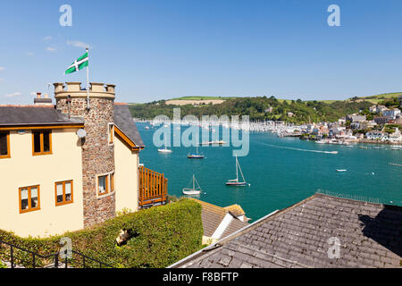 Blick über den Fluss Dart in Richtung Kingswear aus Dartmouth, Devon, England, UK Stockfoto