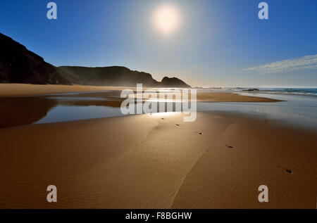 Portugal, Algarve: Malerische Strandblick in Rogil Stockfoto